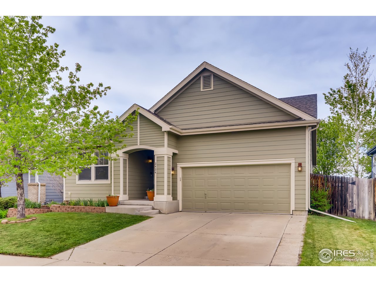 listing image